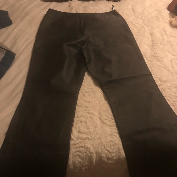 Leather pants - Picture 2 of 3
